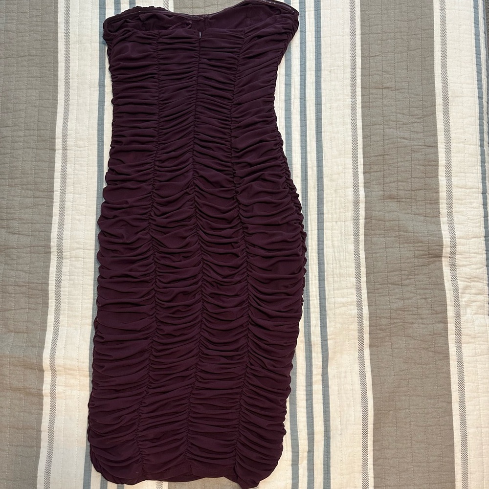 Express | Strapless Ruched Mesh Mini Dress Size M - Picture 6 of 9